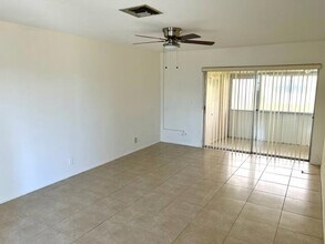 2907 Ashley Dr W in West Palm Beach, FL - Building Photo - Building Photo