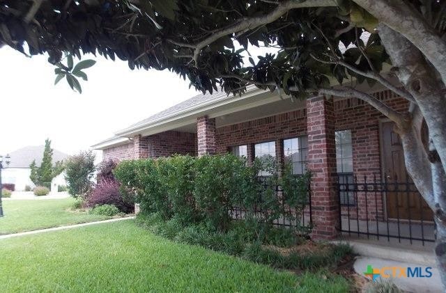 property at 677 Sagewood Pkwy