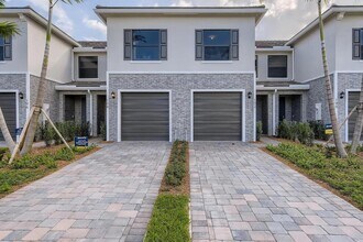 150 SE 5th Ct in Deerfield Beach, FL - Building Photo - Building Photo