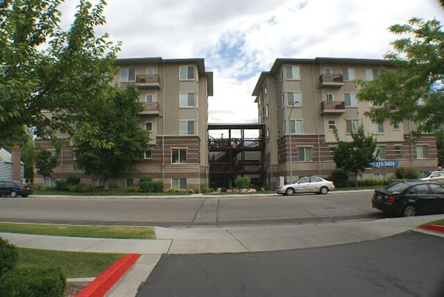 property at 765 E 560 N