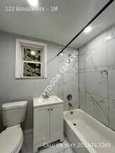 122 Bergen Ave in Jersey City, NJ - Building Photo - Building Photo