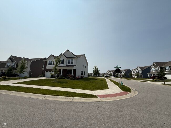 10815 Arendale Dr in Brownsburg, IN - Building Photo - Building Photo