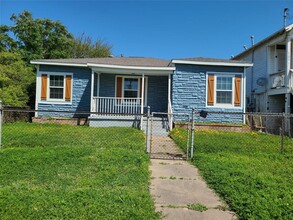 4106 Avenue M in Galveston, TX - Foto de edificio - Building Photo