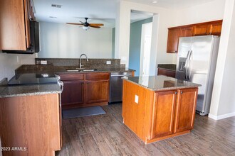 4255 E Park Ave in Gilbert, AZ - Building Photo - Building Photo