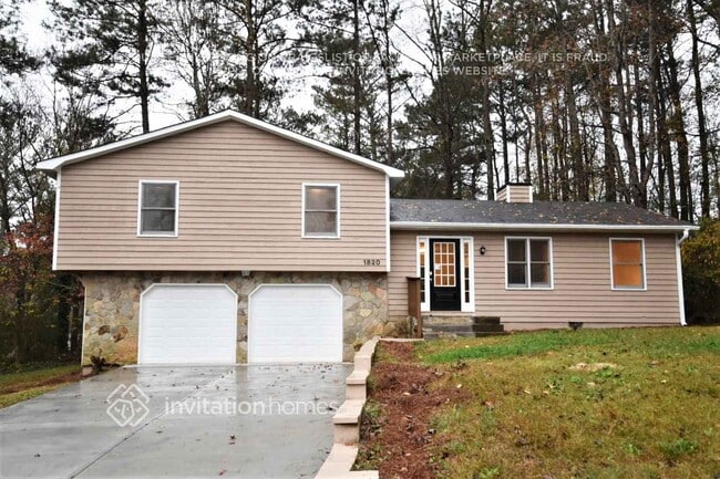 1820 Suwanee Ridge Ct NW