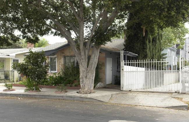 170 N Alexandria Ave in Los Angeles, CA - Building Photo - Building Photo