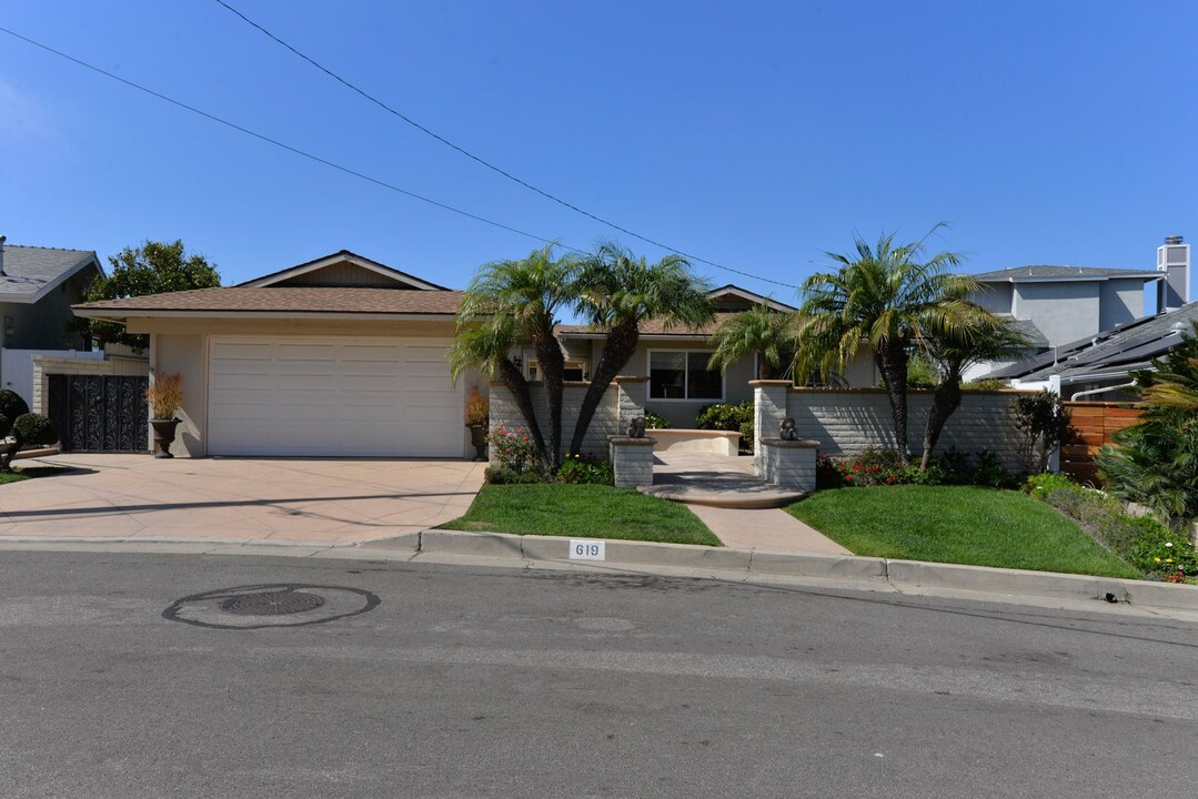 619 Calle Del Soto in San Clemente, CA - Building Photo