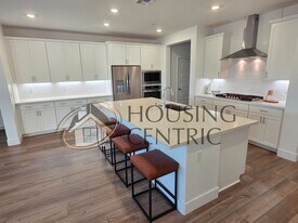 590 San Sorrento St in El Dorado Hills, CA - Building Photo