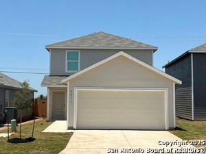 5911 Singing Trl in Von Ormy, TX - Building Photo