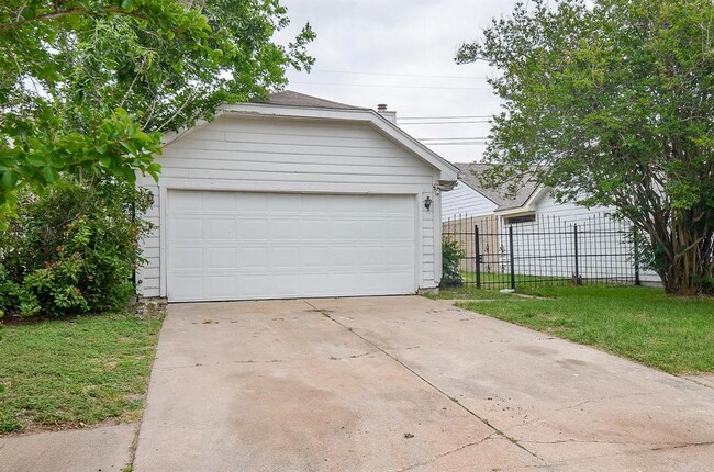 property at 11818 Spring Grove Dr