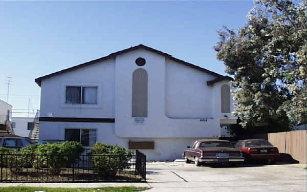 4614 33rd St in San Diego, CA - Foto de edificio - Building Photo