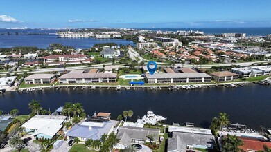 325 S Banana River Blvd in Cocoa Beach, FL - Building Photo - Building Photo