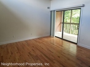 143 Green Turtle Ln-Unit -Apt 12 in Charlottesville, VA - Building Photo - Building Photo