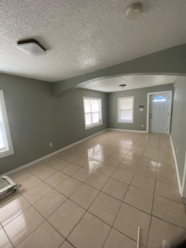 634 Dr JA Wiltshire Ave in Lake Wales, FL - Foto de edificio - Building Photo