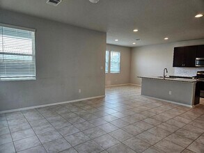 110 Lavender Ln in Elgin, TX - Building Photo - Building Photo