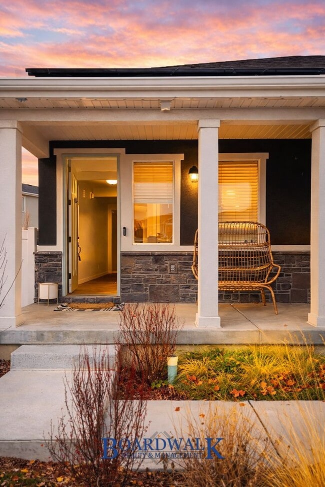 5064 Bilston Ln in Herriman, UT - Building Photo - Building Photo