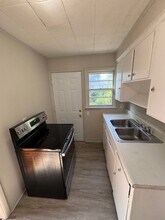 1341 Fay Dr in Fort Wayne, IN - Building Photo - Building Photo