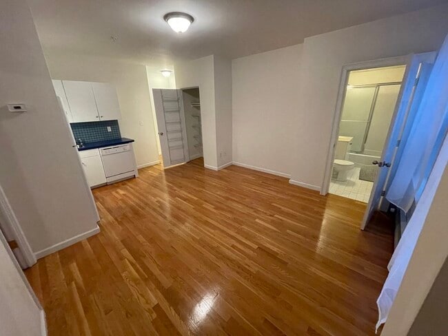 483 Beacon St, Unit 36 in Boston, MA - Foto de edificio - Building Photo