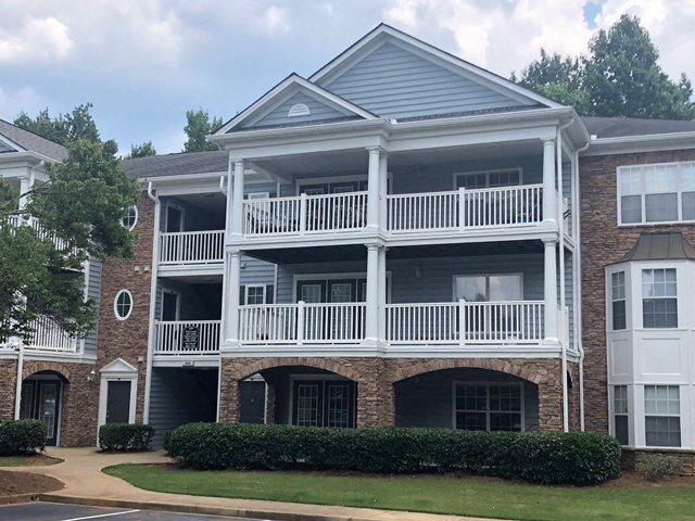 The Veranda in Lawrenceville, GA - Building Photo