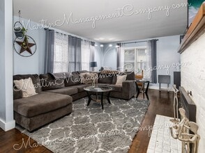 906 S Barrett Ave in Sedalia, MO - Building Photo - Building Photo