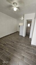 2308 Grant St in Hollywood, FL - Foto de edificio - Building Photo