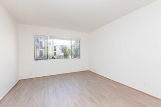 429 Bellevue in Oakland, CA - Building Photo - Building Photo