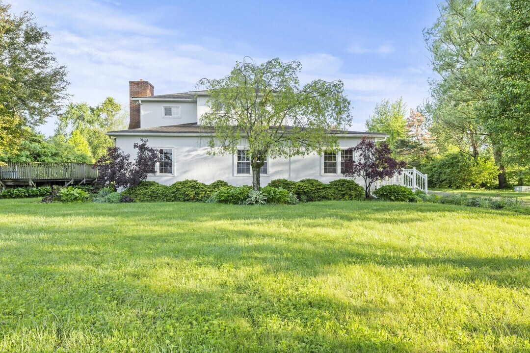 7711 Hayden Run Rd in Hilliard, OH - Building Photo