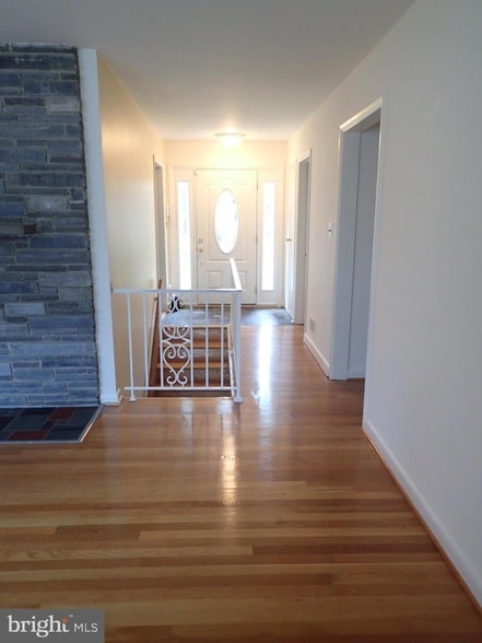 7515 Granada Dr in Bethesda, MD - Building Photo - Building Photo