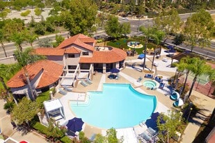 Vista Promenade in Temecula, CA - Building Photo