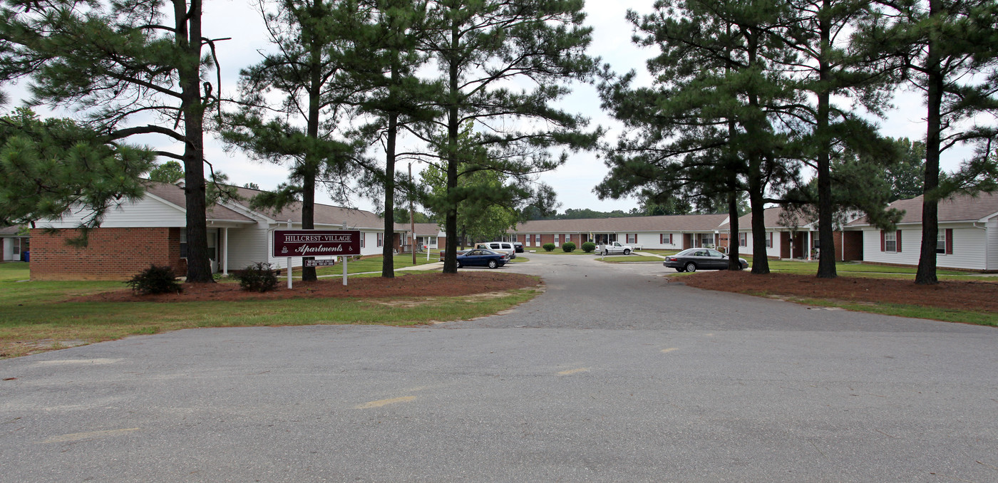 Hillcrest Village Apartments in Fuquay Varina, NC - Building Photo