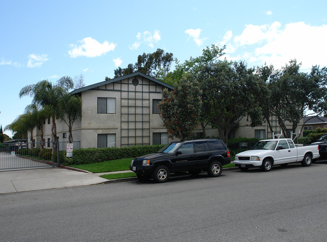 230-242 W Ramona St in Ventura, CA - Building Photo - Building Photo