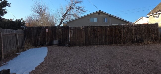 3705 N Chestnut St in Colorado Springs, CO - Building Photo - Building Photo