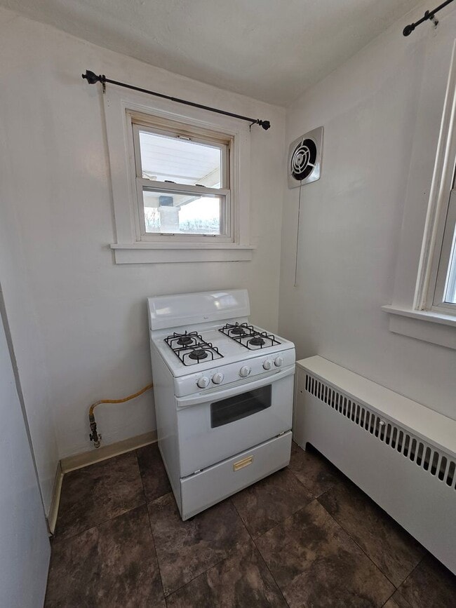 1122 9th St in Mckees Rocks, PA - Building Photo - Building Photo