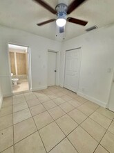 4111 SW 33rd St in West Park, FL - Building Photo - Building Photo