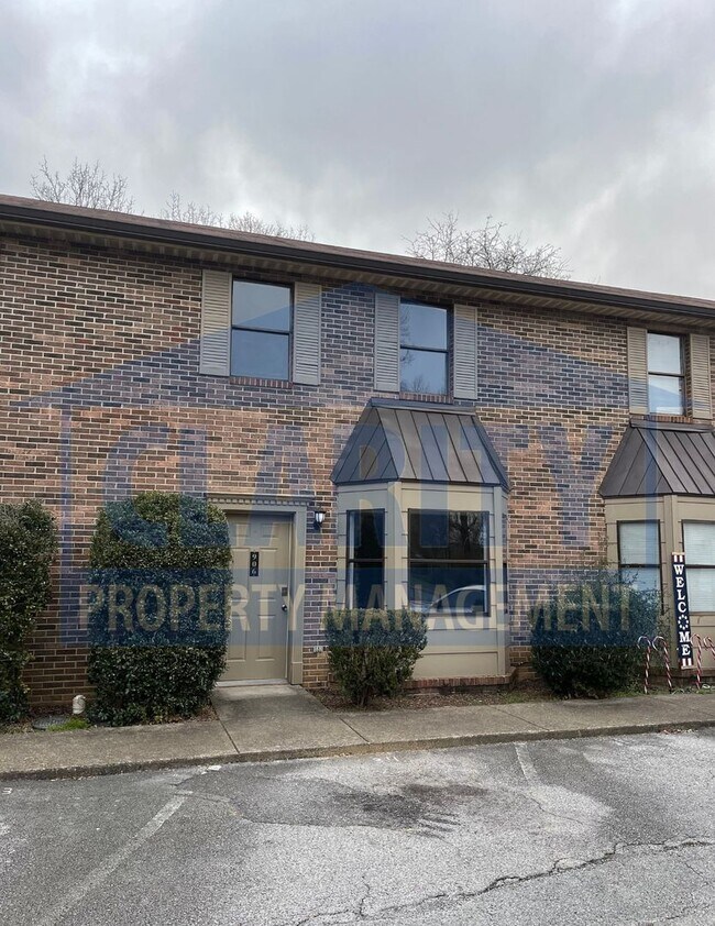 property at 906 Valley Head Rd NW