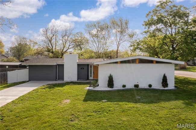 property at 105 Lowell Ct