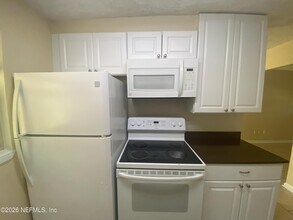 11938 Inland Dr in Jacksonville, FL - Building Photo - Building Photo