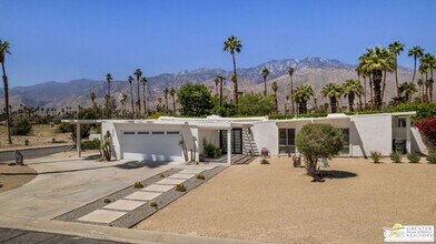 695 Roxbury Dr in Palm Springs, CA - Building Photo - Building Photo