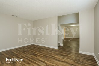 3500 Hickory Landing Ct in Jacksonville, FL - Foto de edificio - Building Photo