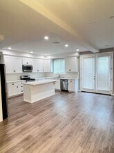 806-808 Solano Ave in Los Angeles, CA - Building Photo - Building Photo