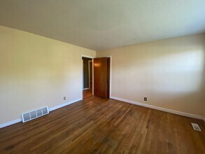 915 E Ave in Cayce, SC - Building Photo - Building Photo