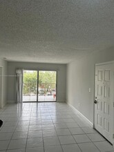 15201 SW 80th St in Miami, FL - Building Photo - Building Photo