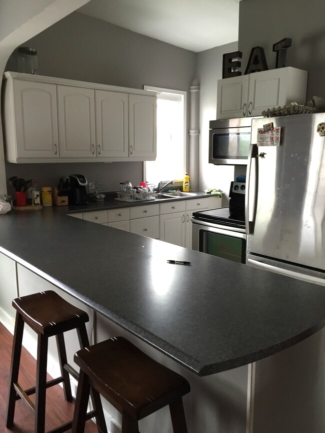 216 Front St N in Sarnia, ON - Building Photo - Building Photo