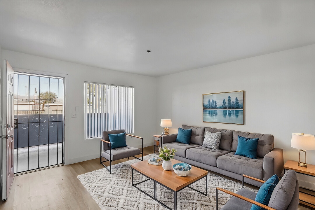 Hacienda Hills in North Las Vegas, NV - Building Photo