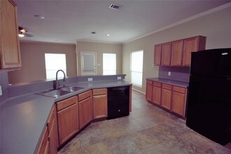 1019 N Teal Estates Cir in Fresno, TX - Building Photo - Building Photo