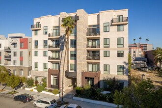 Kenwood Terrace in Glendale, CA - Building Photo - Building Photo