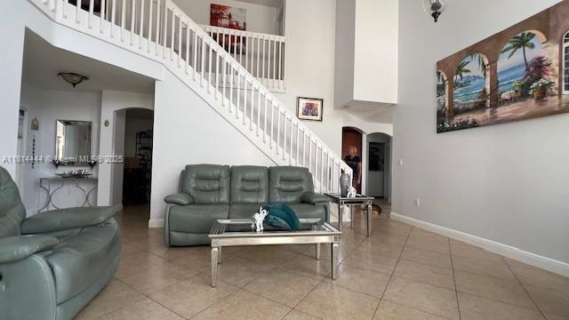 1590 Seagrape Way in Hollywood, FL - Foto de edificio