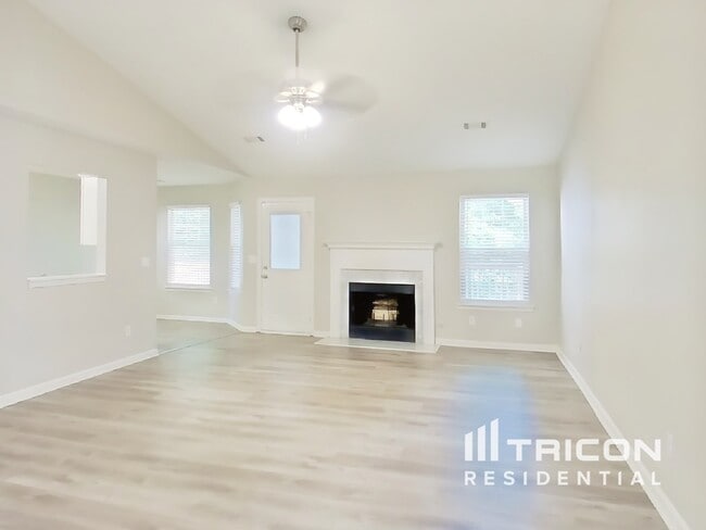 203 Coldsprings Ct in Mcdonough, GA - Building Photo - Building Photo
