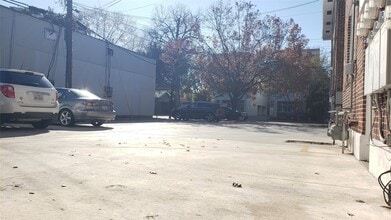 3717 Audubon Pl in Houston, TX - Building Photo - Building Photo