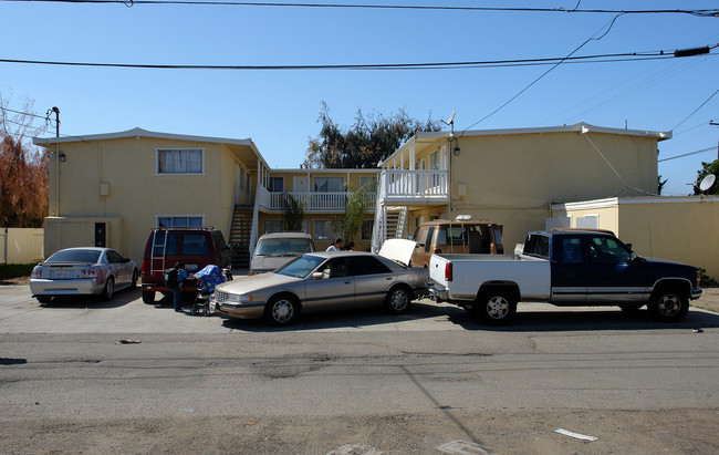 536 N U St in Lompoc, CA - Building Photo - Building Photo